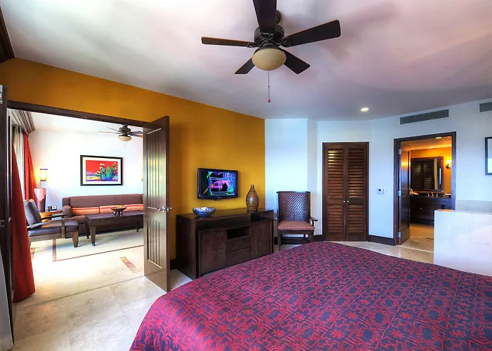Hyatt Vacation Club At Sirena Del Mar 4*